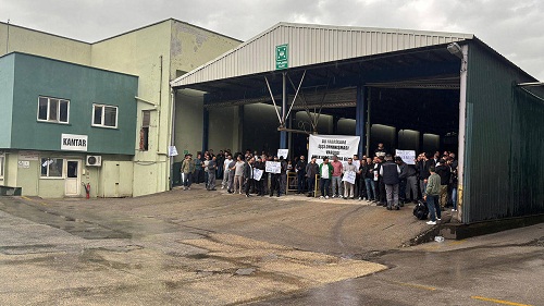 Aroma fabrikası işçileri