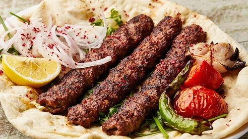 Adana kebabı