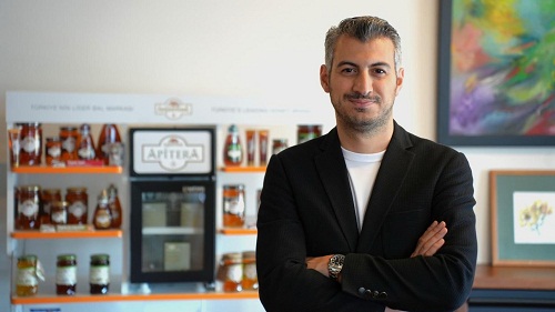 Ulaş altıparmak